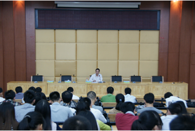 黎海波校長在班主任工作會(huì)議上講話