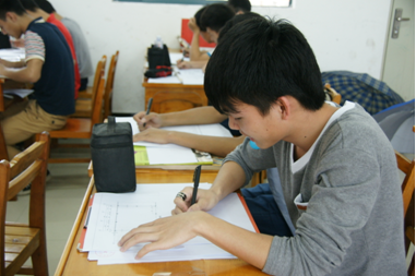 （圖五）用筆描繪心中的“夢(mèng)幻家園”