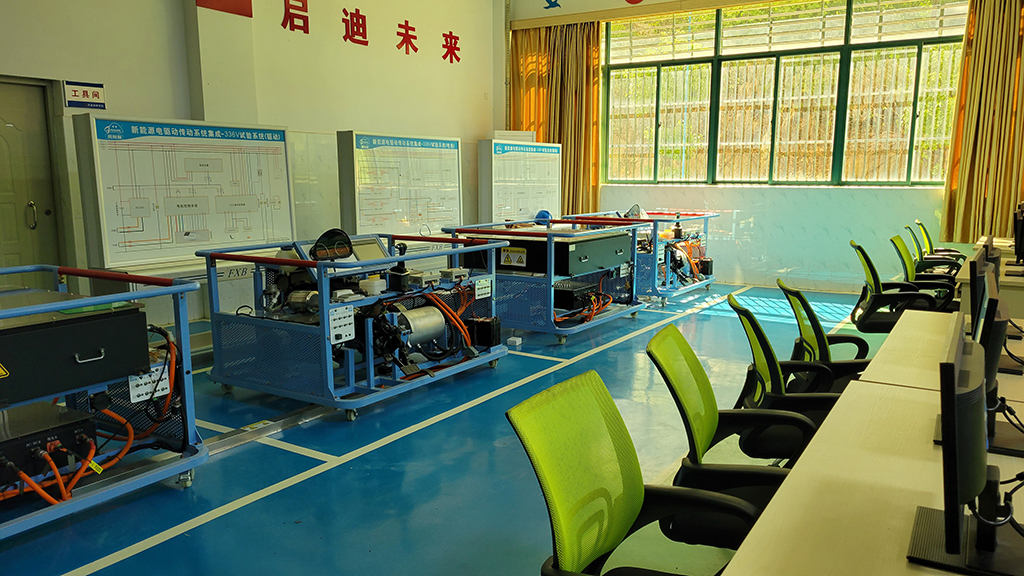 純電動轎車電驅(qū)動系統(tǒng)實訓(xùn)室2
